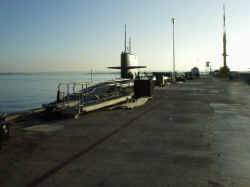 01P9010002_sandiego_middle_pier.jpg (50726 bytes)